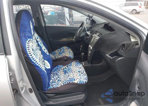 2011 Toyota Yaris z USA, uszkodzony, nr VIN JTDBT4K39B4082580